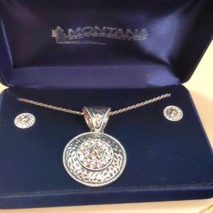 Montana Silversmith Collections, necklace and earring set. Round concho with czs